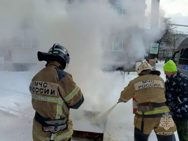 Фото к материалу: За сутки в Ростовской области потушили 16 пожаров