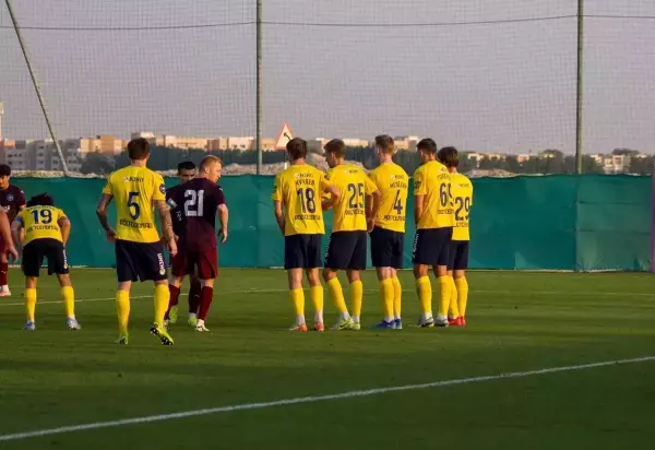 Фото к материалу: ФК «Ростов» проведет товарищеский матч с «Родиной» на сборах в Абу-Даби