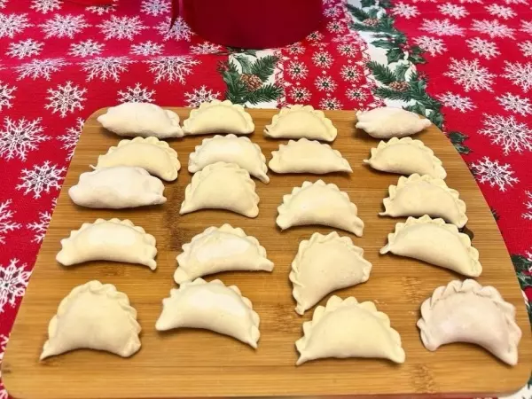 Фото к материалу: Гадание на варениках: ростовчанам рассказали, как правильно проводить старый год