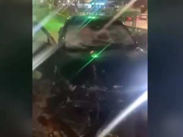 Фото к материалу: Пыталась скрыться от ДПС: в Ростове девушка без прав попала в ДТП в районе ж/д путей на Нансена