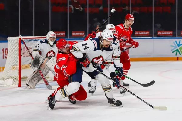 Фото к материалу: «Бездарно исполнили серию буллитов»:  ХК «Ростов» уступил «Олимпии» вне основного времени