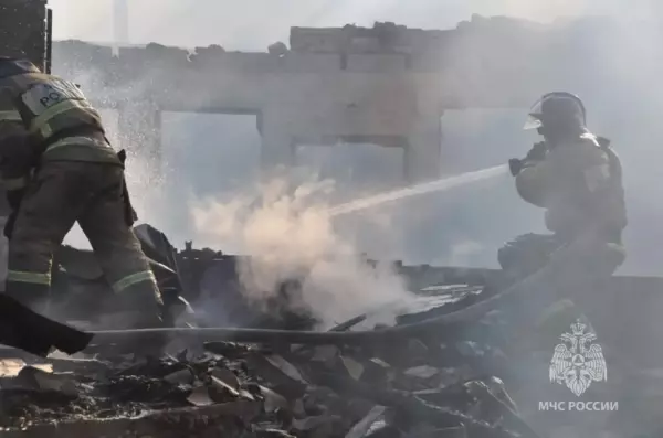 Фото к материалу: За сутки в Ростовской области потушили 10 техногенных пожаров, спасли троих