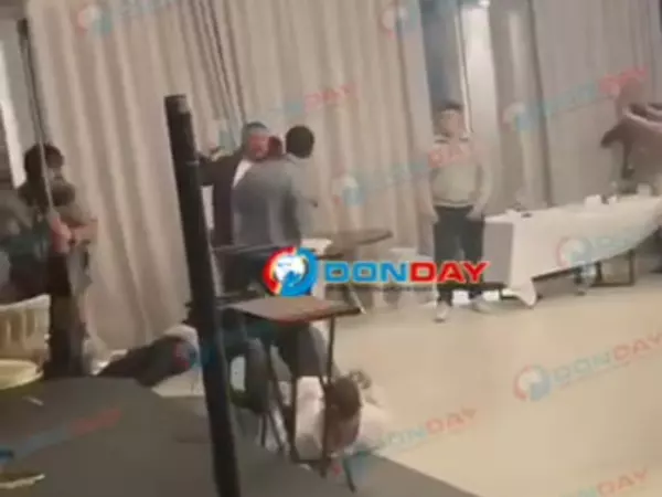 Фото к материалу: В одном из ресторанов Шахт произошла массовая драка