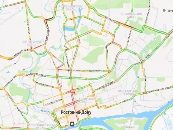 Фото к материалу: Ростов в пятничный час-пик 30 января сковали восьмибальные пробки