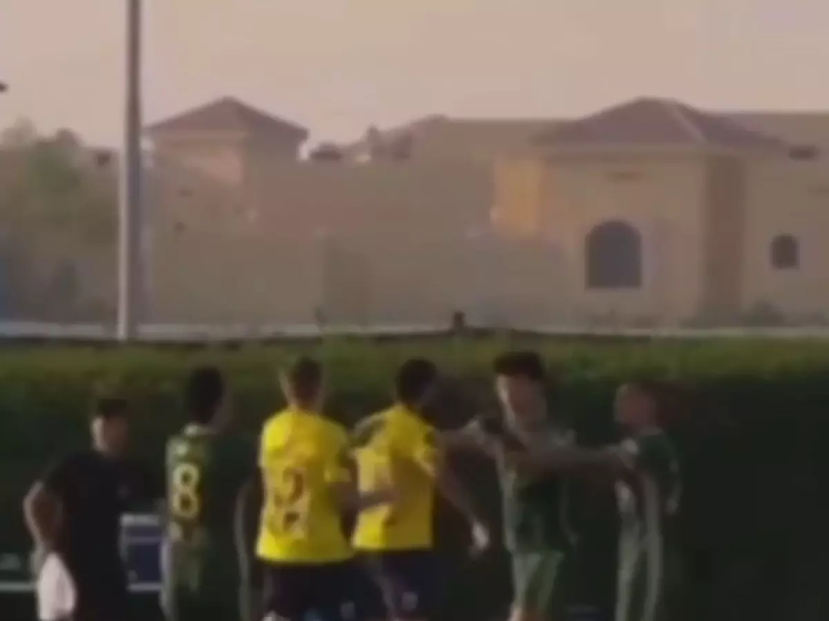 Момент драки между футболистами «Ростова» и «Чжэцзян» сняли на видео 