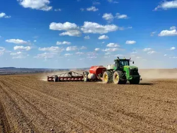 Сборщики урожая зарабатывают в Ростовской области больше 100 тысяч рублей