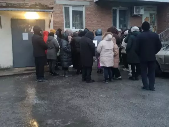 В доме на Морской в Цимлянске отказались делать обещанный ремонт