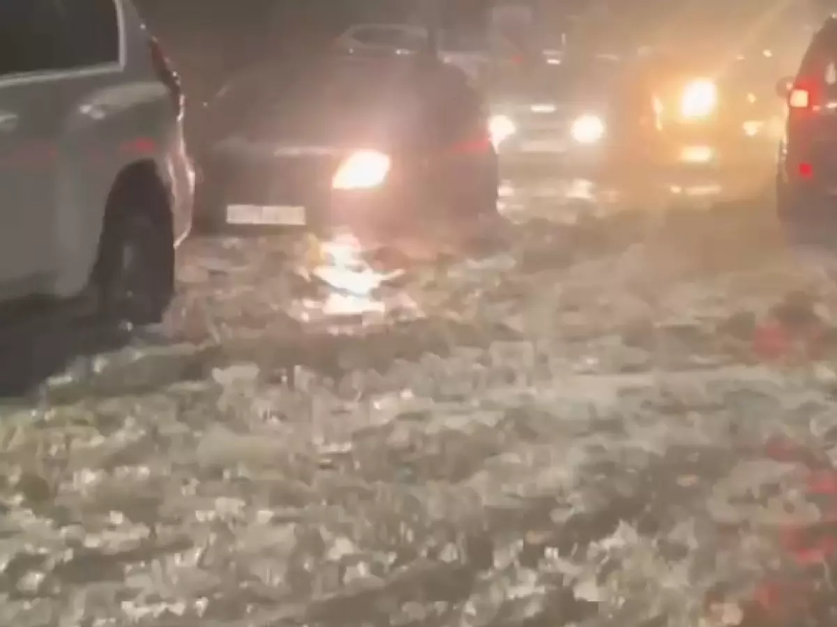 Улица Оганова в Ростове превратились в сплошную реку