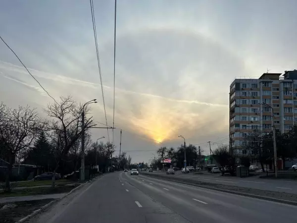 Фото к материалу: Жители Ростова стали свидетелями гало 21 февраля