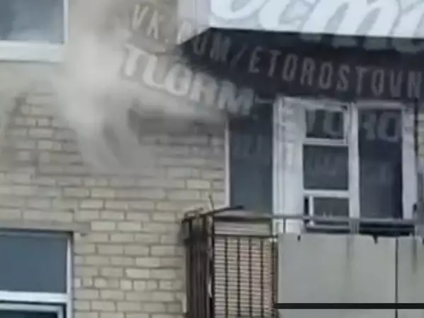 Фото к материалу: В Ростове при пожаре в квартире эвакуировали 20 человек