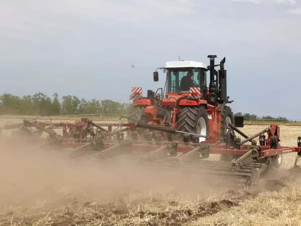 Фото к материалу: Весной в Ростовской области засеют почти 2 млн гектаров яровыми культурами