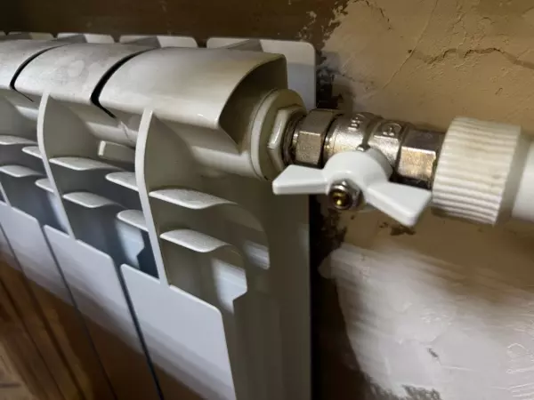 Фото к материалу: Четыре МДК в центре Ростова остались без от отопления и горячей воды