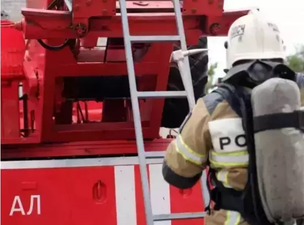 Фото к материалу: За сутки 25 февраля пожарные на Дону потушили шесть пожаров и ликвидировали последствия одного ДТП