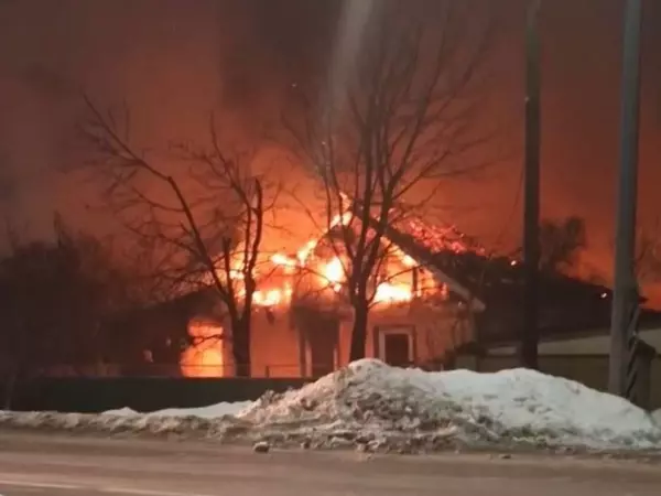 Фото к материалу: В Ростовской области пенсионерка получила ожоги при пожаре в жилом доме