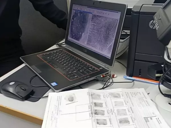Фото к материалу: За год в Ростовской области выявили более 600 преступлений по отпечаткам пальцев