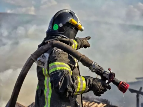 Фото к материалу: В Ростовской области за сутки вспыхнуло восемь пожаров