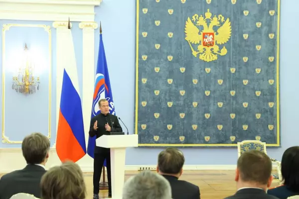 Фото к материалу: В народную программу «Единой России» войдут новые предложения по поддержке бойцов