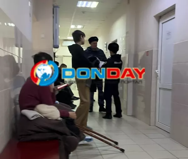 Фото к материалу: На женщину, устроившую скандал в травматологии Батайска, составили протокол