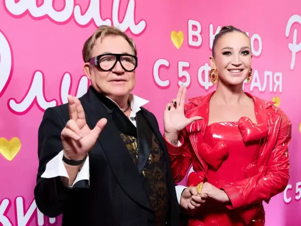 Фото к материалу: Дмитрий Дибров после развода сменил имидж и покрасил волосы