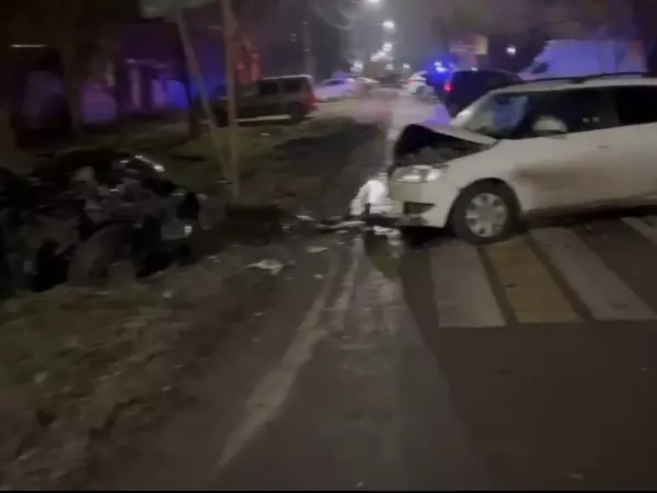 Фото к материалу: Врачи рассказали о состоянии пострадавших в ДТП в Батайске