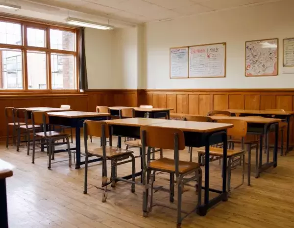 Когда школьники уйдут на весенние каникулы в 2026 году