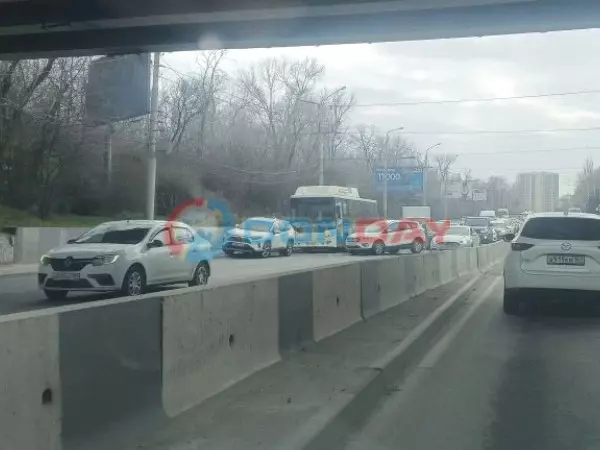 Массовое ДТП с автобусом случилось в центре Ростова