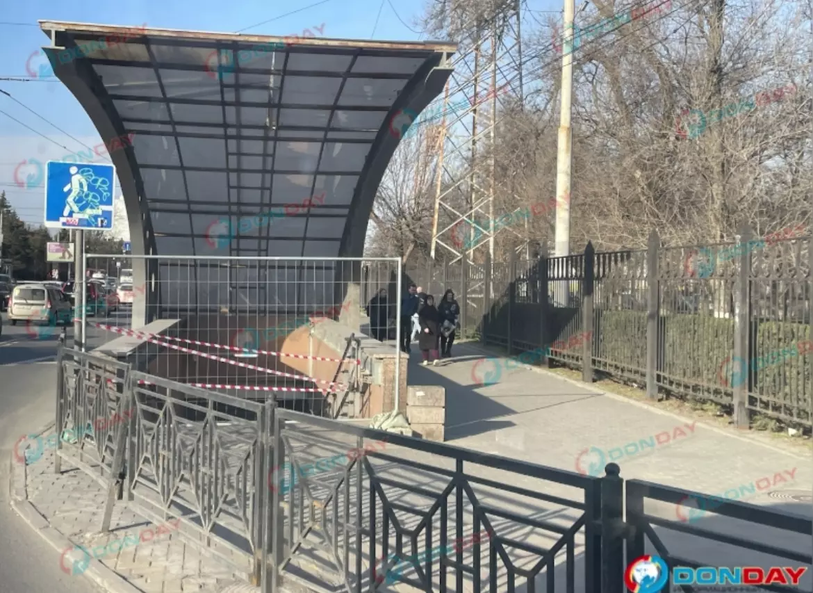 В Ростове закрыли подземный переход возле парка Островского на Шолохова