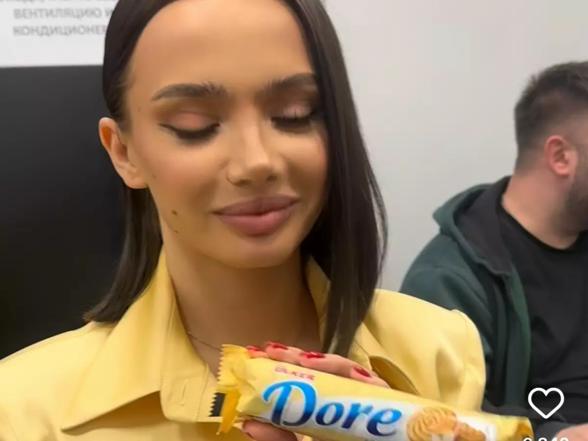 Блогершу Валю Карнавал сравнили с Майклом Джексоном после ринопластики