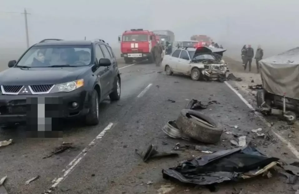 В массовом ДТП на трассе «Элиста-Зимовники» погибли два водителя