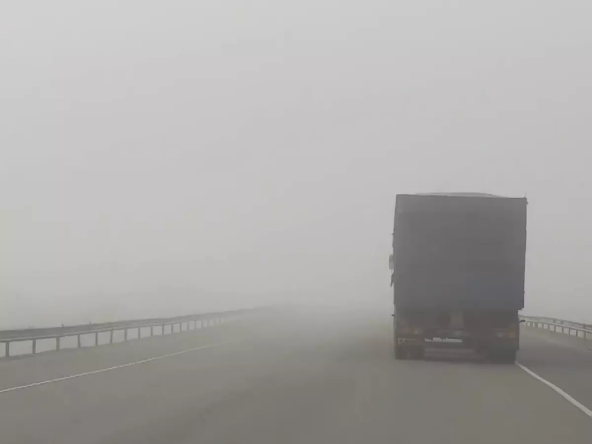 Донские автомобилисты заметили густой туман на трассе Волгодонск — Цимлянск