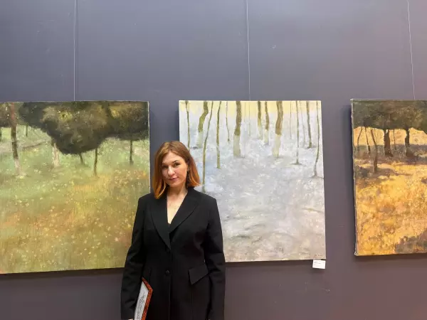 Фото к материалу: Новое прочтение старых шедевров: ростовская художница открыла юбилейную выставку