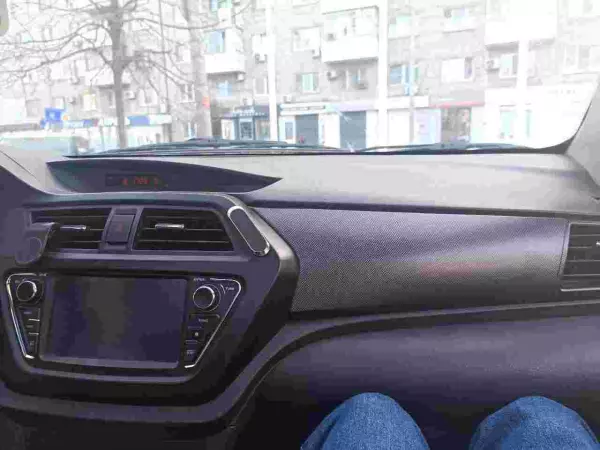 Фото к материалу: Угнал и обокрал машину: житель Азова за один день попал под уголовное дело по трем статьям