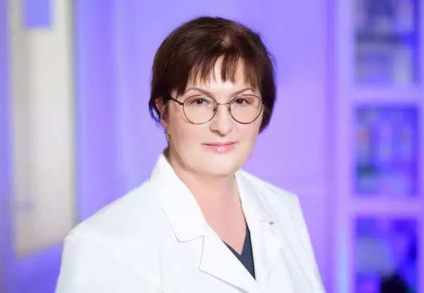 Фото к материалу: Терапевта медцентра из Ростова наградили званием «Заслуженный врач России»