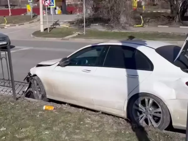 Фото к материалу: Десятилетний ребенок пострадал в ДТП с тремя машинами в Ростове