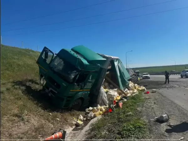 Фото к материалу: Водитель КамАЗа, задавивший трех рабочих на М-4 «Дон», пытался избежать наказания