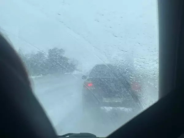 Фото к материалу: О дожде на трассе М-4 «Дон» в Ростовской области предупредили автомобилистов