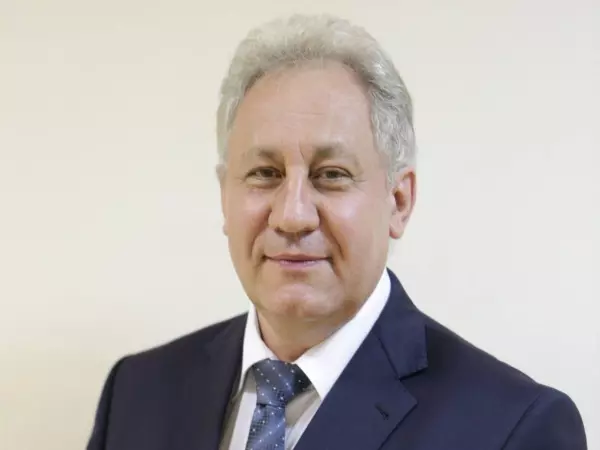 Фото к материалу: Управляющим директором ТАНТК имени Бериева стал Николай Савицких