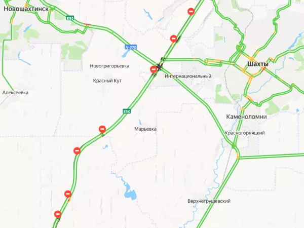 Фото к материалу: Водителей Ростовской области предупредили о ремонтных работах на трассе М-4 «Дон»