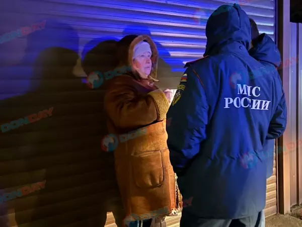 Фото к материалу: На меня стена падает: в Ростове хозяйка дома, где произошло обрушение, рассказала подробности ЧП