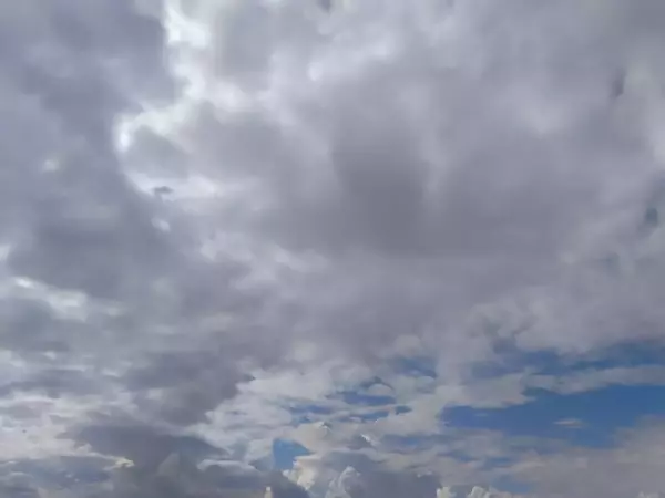 Фото к материалу: Зайти в помещения: объявлена беспилотная опасность в Ростовской области 28 марта