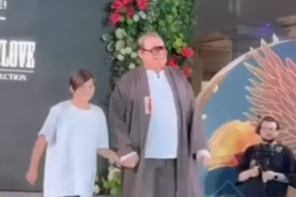 Фото к материалу: Полина Диброва рассказала как сыновья дефилировали вместе с Дмитрием Дибровым