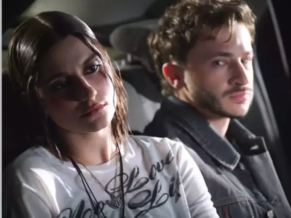 Фото к материалу: Нас помотало: Эльдар Джарахов прокомментировал слухи о расставании с Моной