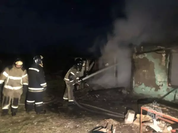 Фото к материалу: В Азовском районе Ростовской области четыре человека погибли в пожаре