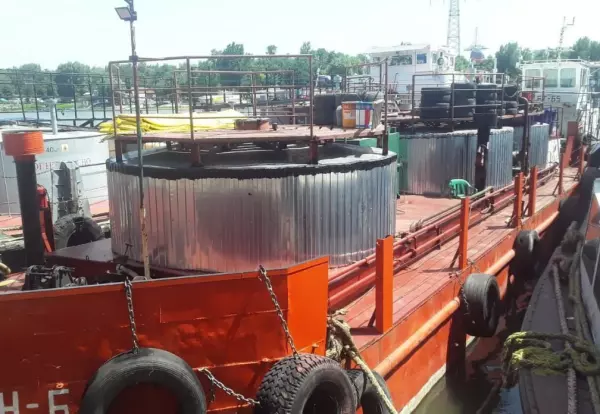 Фото к материалу: В Ростовской области продают несколько судов за десятки и сотни миллионов рублей