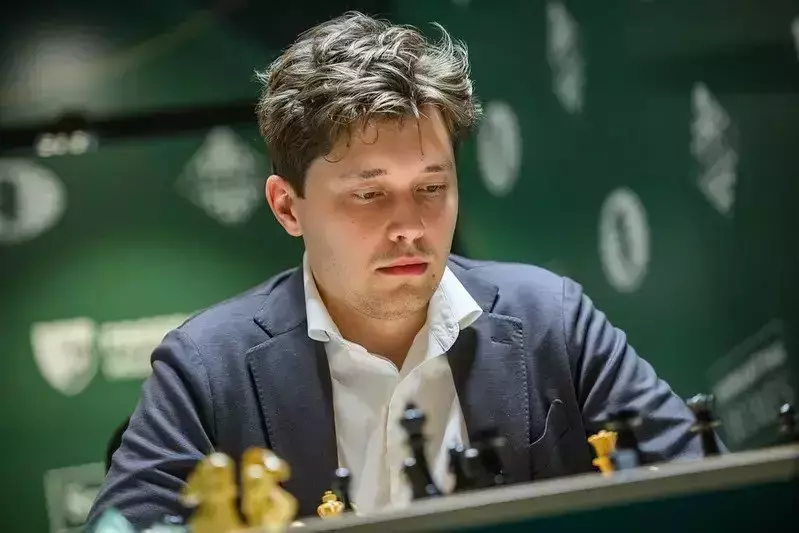 Донской гроссмейстер Есипенко сыграл вничью в 11-м раунде турнира претендентов