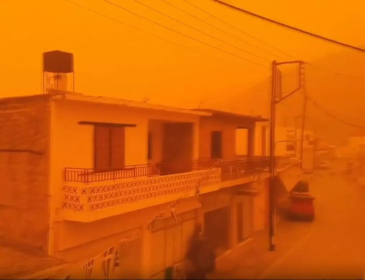 Песчаная буря накрыла остров Крит в Греции