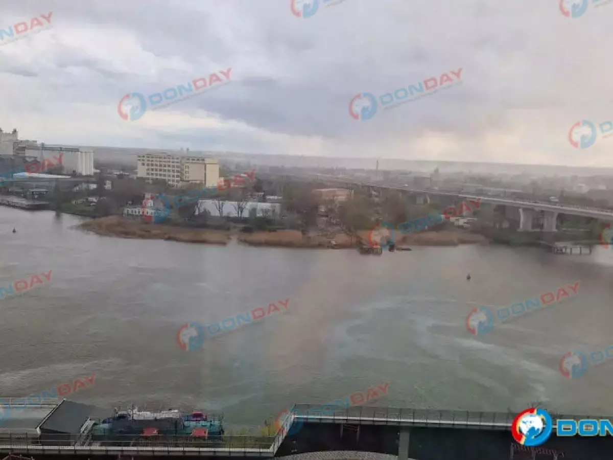 Ростовчане снова заметили загрязнение реки Дон 13 апреля