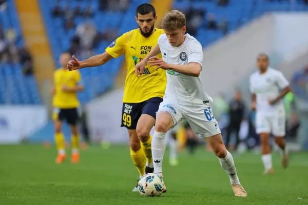 Фото к материалу: Первый тайм матча «Ростов» — «Оренбург» завершится сухой ничьей