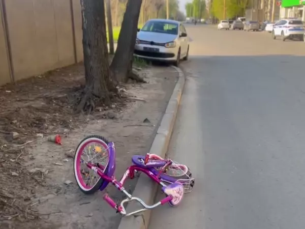 Фото к материалу: В Ростове 7-летняя девочка пострадала в ДТП
