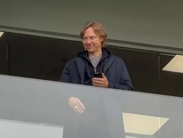 Фото к материалу: Валерия Карпина с супругой заметили на матче «Ростова» со  «Спартаком»